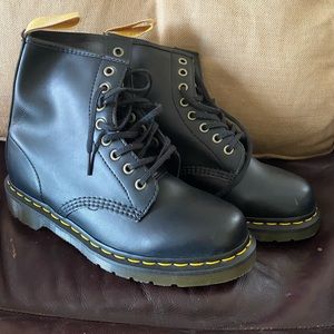 Dr. Martens “The Original”